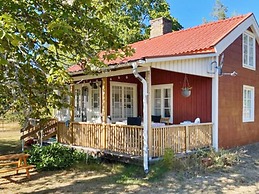 4 Person Holiday Home in Nissafors-by Traum