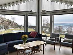 10 Person Holiday Home in Lindesnes