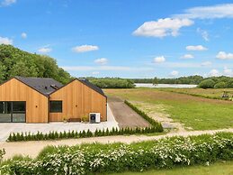 Luxury Lakeside Retreat - By Traum Ferienwohnungen