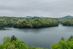 Lakefront Cabin Bordering Nat Park W/ Hot Tub! 2 Bedroom Cabin by RedA