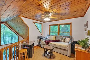 Lakefront Cabin Bordering Nat Park W/ Hot Tub! 2 Bedroom Cabin by RedA