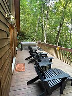 Lakefront Cabin Bordering Nat Park W/ Hot Tub! 2 Bedroom Cabin by RedA