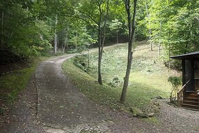 Lakefront Cabin Bordering Nat Park W/ Hot Tub! 2 Bedroom Cabin by RedA