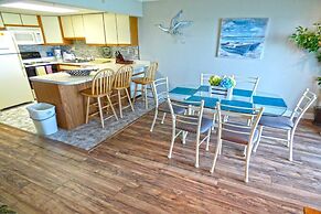 Harbour Island 306l 2 Bedroom Condo by RedAwning