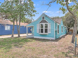 Bahia Oz Rp105 3 Bedroom Home by RedAwning