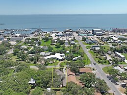 Bahia Oz Rp105 3 Bedroom Home by RedAwning