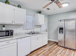 Bahia Oz Rp105 3 Bedroom Home by RedAwning