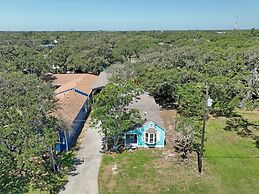 Bahia Oz Rp105 3 Bedroom Home by RedAwning