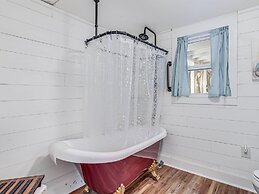 Bahia Oz Rp105 3 Bedroom Home by RedAwning