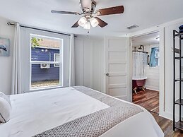 Bahia Oz Rp105 3 Bedroom Home by RedAwning