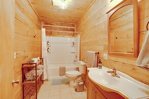 Peaceful Country Home < 5 Mi to Lake Cumberland