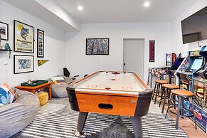 Swanton Retreat w/ Game Room, Hot Tub & Trails!