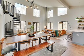 Swanton Retreat w/ Game Room, Hot Tub & Trails!