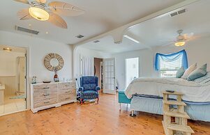 Hernando Beach Home on Dolphin Cove: Dock & Kayaks