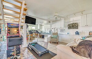 Hernando Beach Home on Dolphin Cove: Dock & Kayaks
