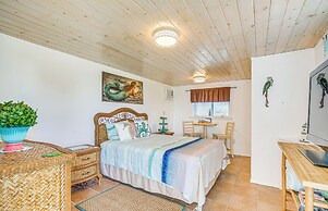 Hernando Beach Home on Dolphin Cove: Dock & Kayaks