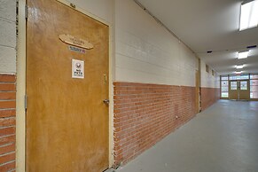 Tennessee Riverside Retreat: Shared Fire Pit!