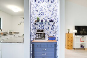 Charming Ocean Pines Home - 9 Mi to Beach!