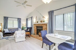 Charming Ocean Pines Home - 9 Mi to Beach!