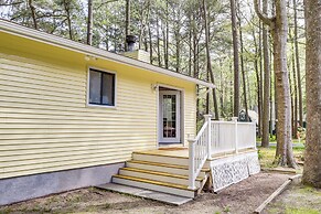 Charming Ocean Pines Home - 9 Mi to Beach!