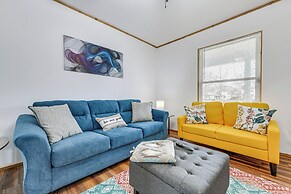Charming Home - 2 Mi to Niagara Falls State Park!