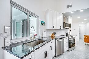 3 Mi to Downtown: Idyllic Home in Cape Coral