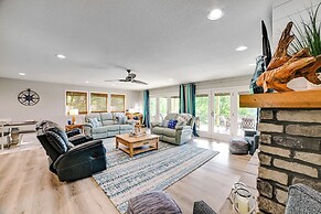 Beautiful Kentucky Lake Getaway w/ Dock & Deck!