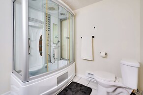 Pet-friendly Zanesville Haven w/ Game Room!