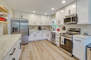 Modern Urbana Home: 2 Mi to University of Illinois