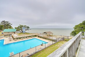 Tranquil Outer Banks Home: Dock & Community Pool!