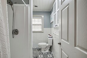 Lakefront Leesburg Home w/ Private Dock & Ramp!