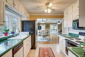 Lakefront Leesburg Home w/ Private Dock & Ramp!