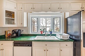 Lakefront Leesburg Home w/ Private Dock & Ramp!