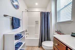 Wwii Aviation-themed Apt in Sparks: Near Parks!
