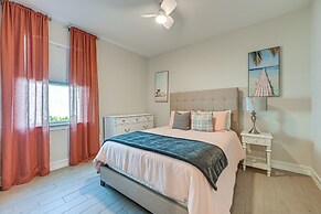 Pet-friendly Naples Home w/ Resort-style Pool