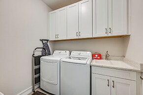 Pet-friendly Naples Home w/ Resort-style Pool