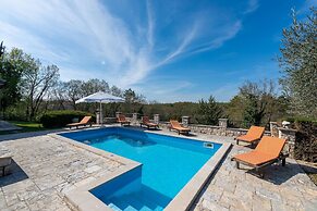 Authentic Villa Fabina in Rural Istria