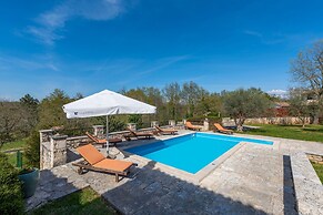 Authentic Villa Fabina in Rural Istria