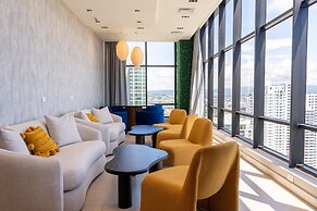 Arcadia Condo Suites