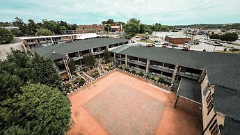 Riverside Inn & Suites Danville Ceaser Casino