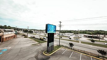 Riverside Inn & Suites Danville Ceaser Casino