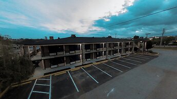 Riverside Inn & Suites Danville Ceaser Casino