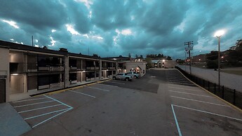 Riverside Inn & Suites Danville Ceaser Casino