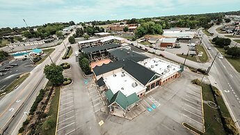 Riverside Inn & Suites Danville Ceaser Casino