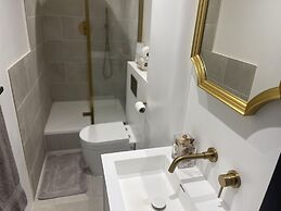 Immaculate 2-bed Apartment in London