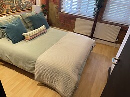 Immaculate 2-bed Apartment in London