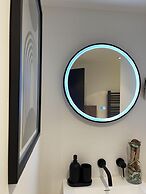 Immaculate 2-bed Apartment in London