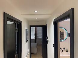 Immaculate 2-bed Apartment in London