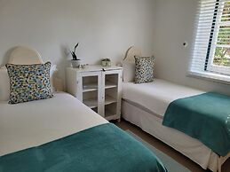 5 Bedroomed Fisherman's Cottage in Struis Bay