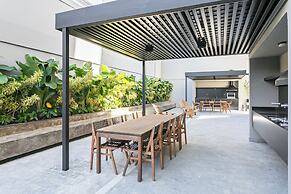 Prédio Novo e Moderno no Centro com cama king-size